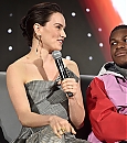 129123213_picturepub-daisy-ridley-004.jpg