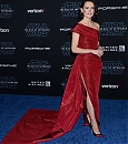 130239880_picturepub-daisy-ridley-004.jpg