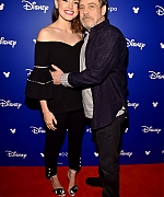 47043297_hqcelebcorner-3.jpg