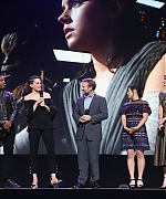 47066418_picturepub-daisy-ridley-021.jpg