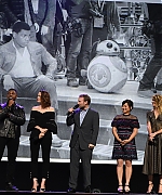 47066484_picturepub-daisy-ridley-029.jpg