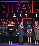 47066663_picturepub-daisy-ridley-061.jpg