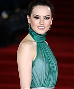 55817389_picturepub-daisy-ridley-003.jpg