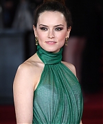 55817568_picturepub-daisy-ridley-039.jpg