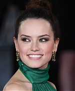55817570_picturepub-daisy-ridley-040.jpg