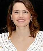 56115422_picturepub-daisy-ridley-004.jpg