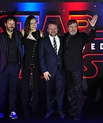 57489393_daisy-ridley-17.jpg