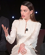 58366269_picturepub-daisy-ridley-016.jpg