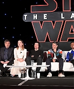 58366284_picturepub-daisy-ridley-020.jpg