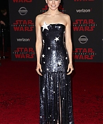 58827286_daisy-ridley-18.jpg
