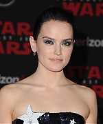 58869818_daisy-ridley-88.jpg