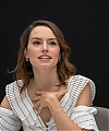 59025842_daisy-ridley-murder-on-the-orient-express-press-conference-portraits-by-vera.jpg