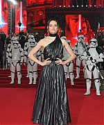 59075042_daisy-ridley-09.jpg
