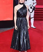 59075075_daisy-ridley-11.jpg