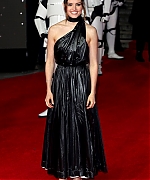 59076696_daisy-ridley-34.jpg