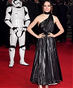 59096103_daisy-ridley-60.jpg