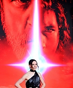 59137201_daisy-ridley-75.jpg