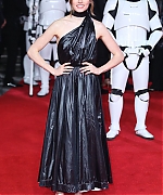59137225_daisy-ridley-85.jpg