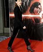 59144920_daisy-ridley-05.jpg