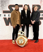 59145086_daisy-ridley-24.jpg