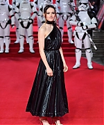 59153920_daisy-ridley-103.jpg