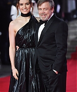 59153945_daisy-ridley-105.jpg