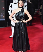 59153971_daisy-ridley-108.jpg