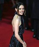 59154063_daisy-ridley-124.jpg