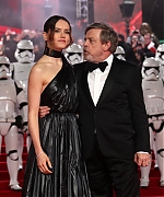 59154096_daisy-ridley-143.jpg