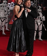 59154103_daisy-ridley-150.jpg