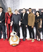 60901361_daisy-ridley-31.jpg