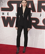60901406_daisy-ridley-39.jpg