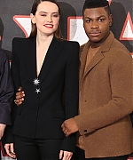 60901443_daisy-ridley-44.jpg