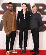 60901503_daisy-ridley-49.jpg