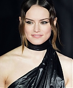60905168_daisy-ridley-213.jpg