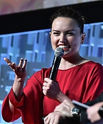 64948314_daisy-ridley-43.jpg