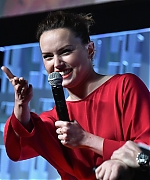 64948315_daisy-ridley-44.jpg