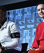 64948317_daisy-ridley-46.jpg