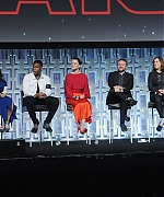 64948360_daisy-ridley-75.jpg
