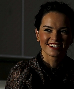 Daisy-Ridley_-Star-Wars-The-Force-Awakens-Photoshoot--06.jpg