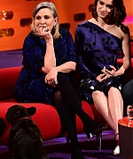 Daisy-Ridley_-The-Graham-Norton-Show--01-662x1085.jpg
