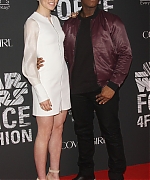 DaisyRidley-2015-12-02-StarWarsForce4FashionNY-013.jpg