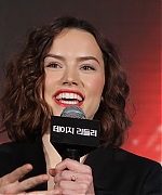 Daisy_Ridley_06~0.jpg