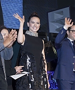 Daisy_Ridley_attends_a_Fan_Meeting_for_the_new_Movie_Star_Wars.jpg