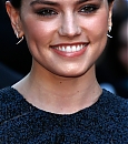 Picture_Pub_Daisy_Ridley_03~4.jpg