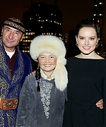 Picture_Pub_Daisy_Ridley_13~2.jpg