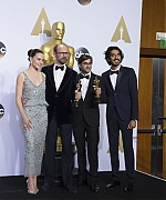 daisy-ridley-88th-academy-awards-022816-image-058.jpg