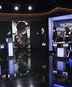 daisy-ridley-jimmy-kimmel-live-the-cast-of-star-wars-the-force-awakens-112315-image-009.jpg