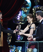 hqcelebcorner_28229_28329.jpg